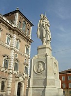 immagine Monumento a Ciro Menotti